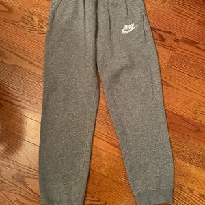 Boy size XL athletic joggers sweatpants Nike